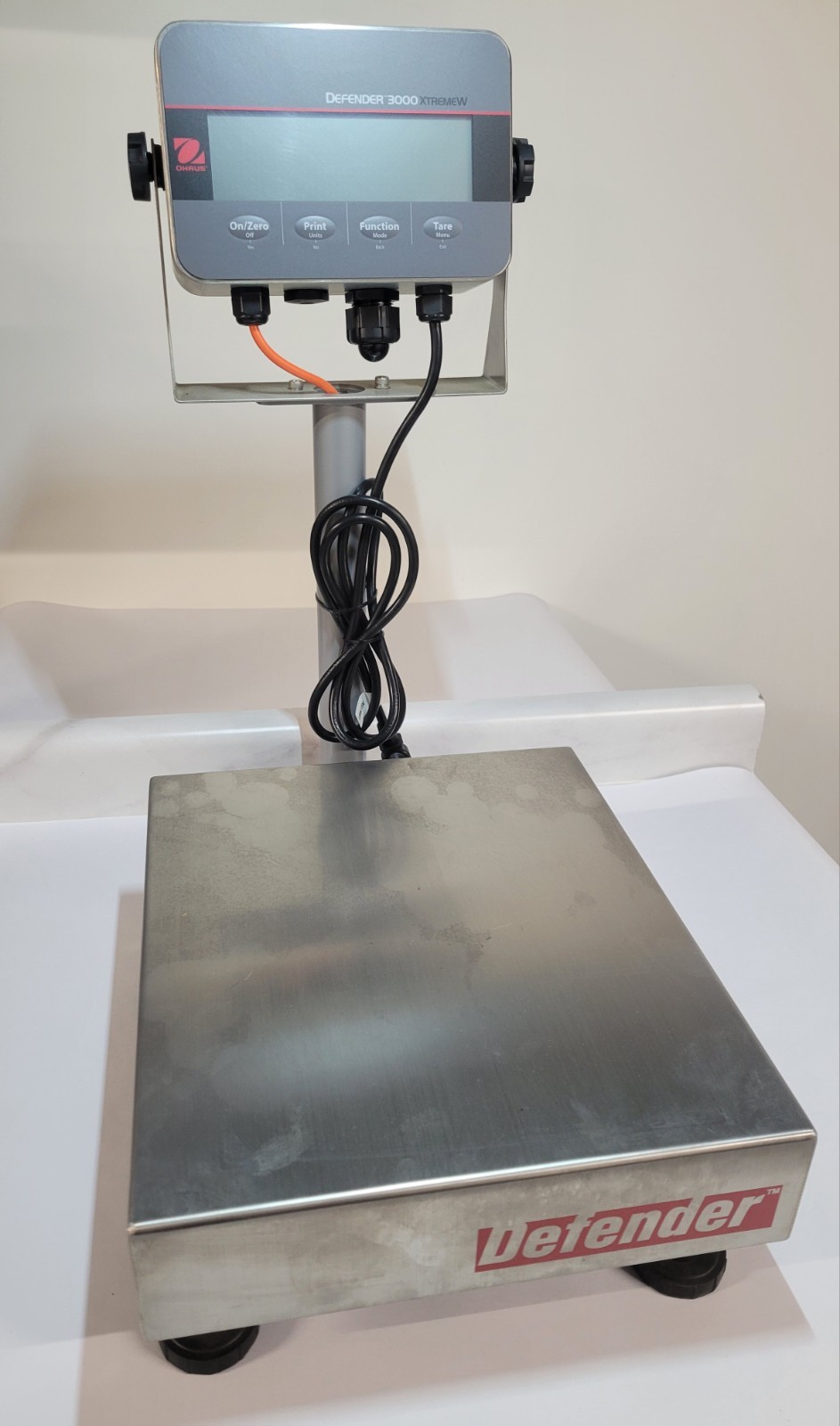 OHAUS Defender 3000 I-D15B1R DT33XW Bench Scale 15kg 30lb XtremeW .005kg/.01LB