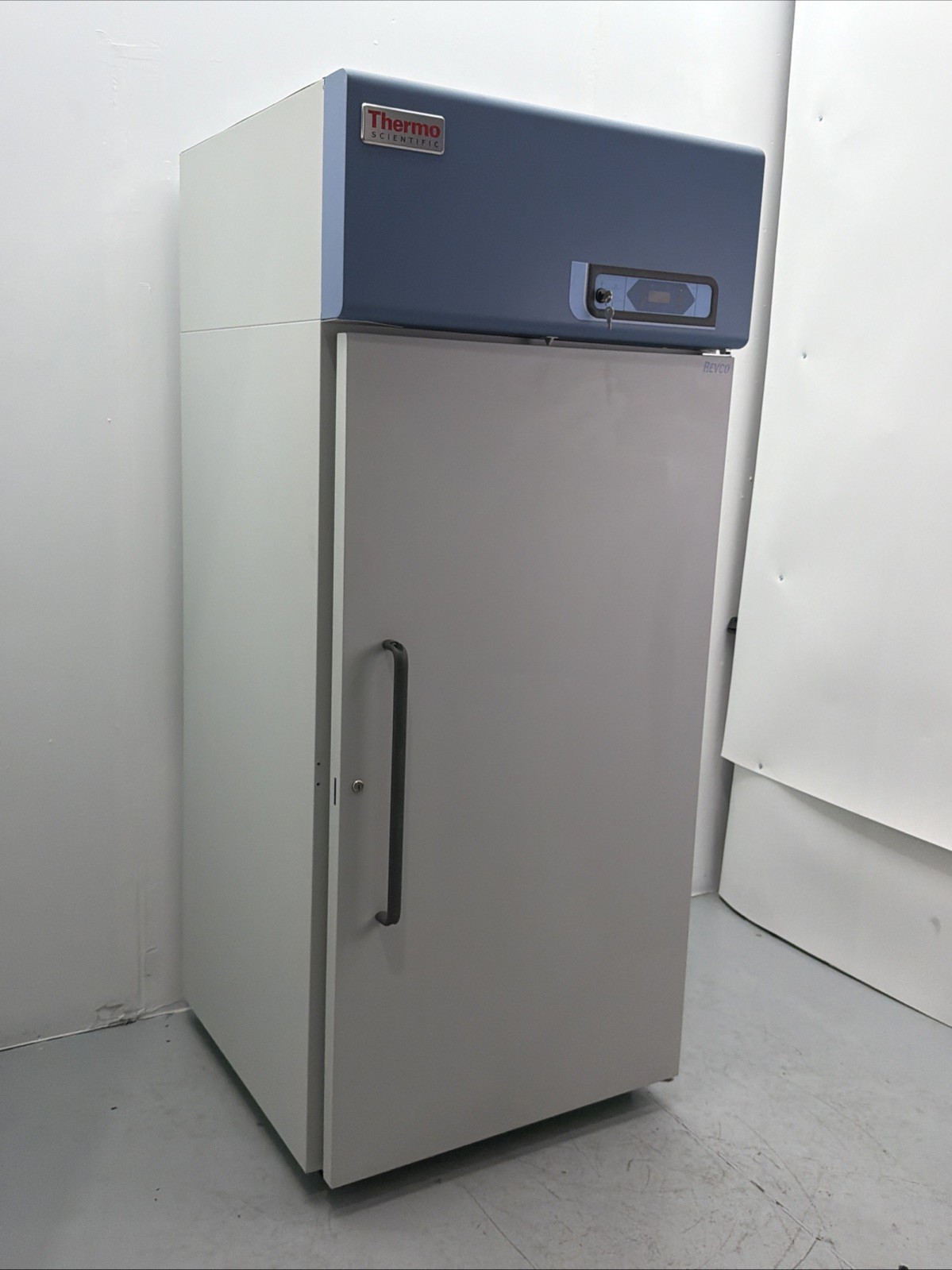 THERMO SCIENTIFIC/ REVCO Upright Lab Fridge Refrigerator Freezer REL3004A22