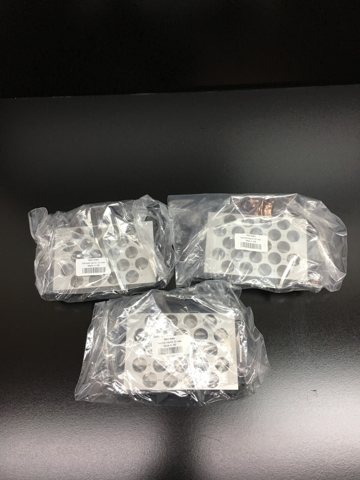 Thermo Fisher PN 6820.4084 Sample Rack 22 vials 4 mL Cylindrical Autosampler Lot
