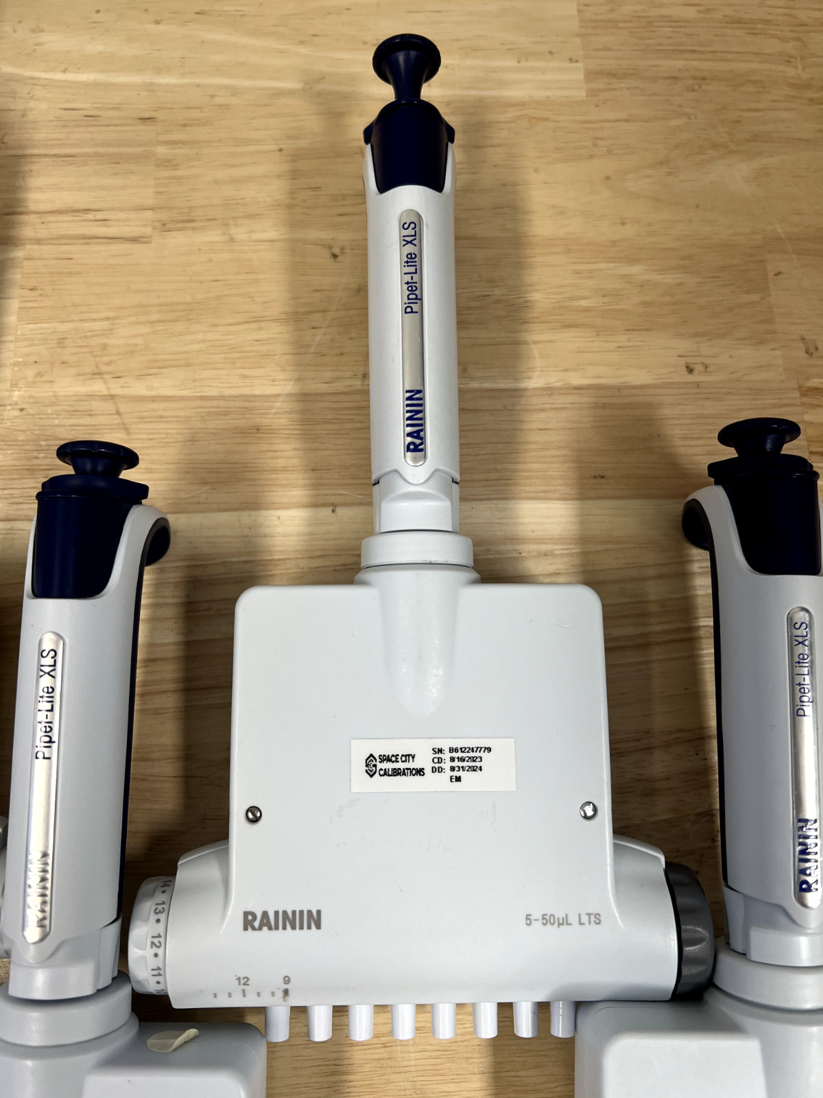 Rainin Pipet-Lite Adjustable Spacer LA8/6 channel 50 300 1200ul LTS pipette