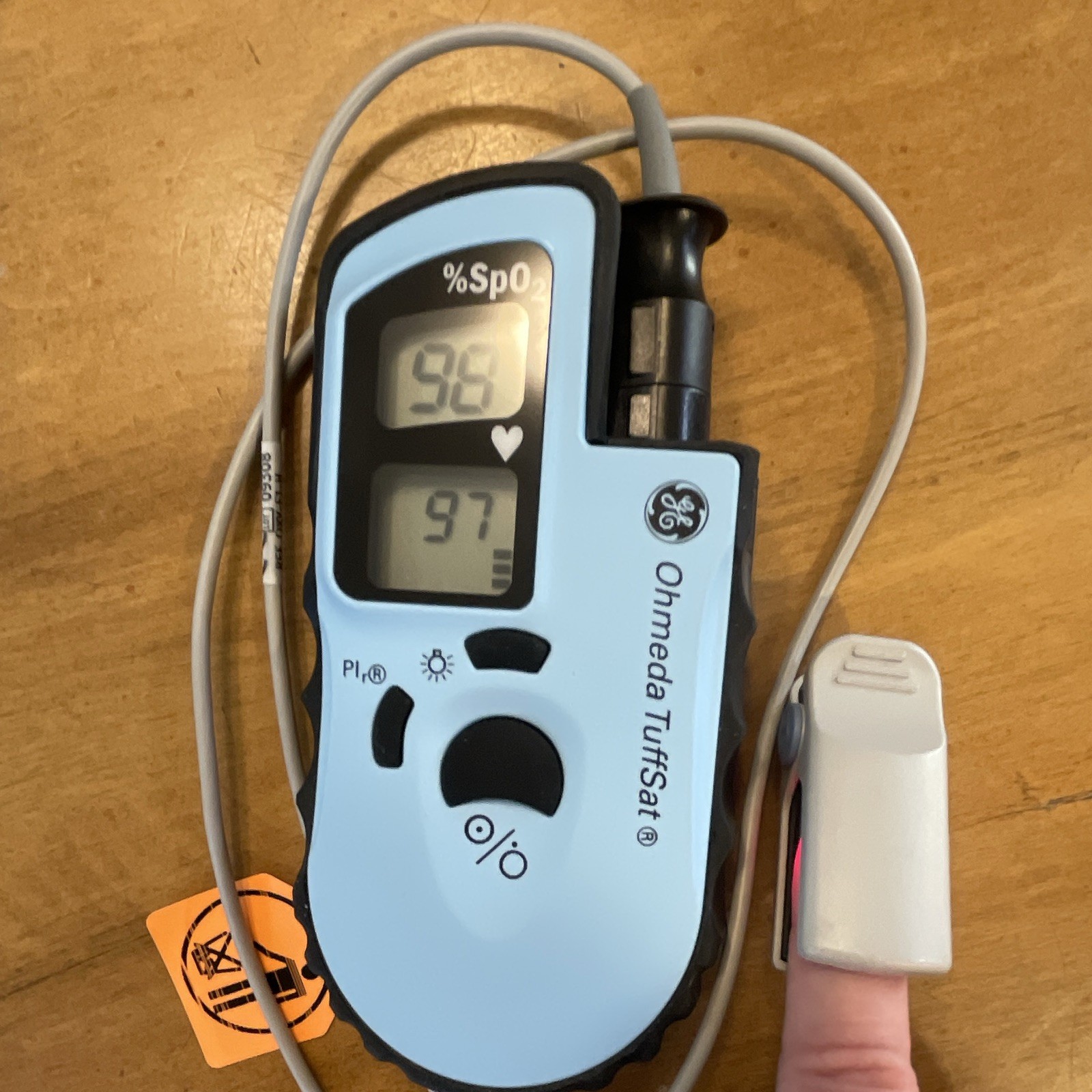 GE Healthcare Ohmeda TuffSat Handheld Pulse Oximeter w/ Adult Finger Probe