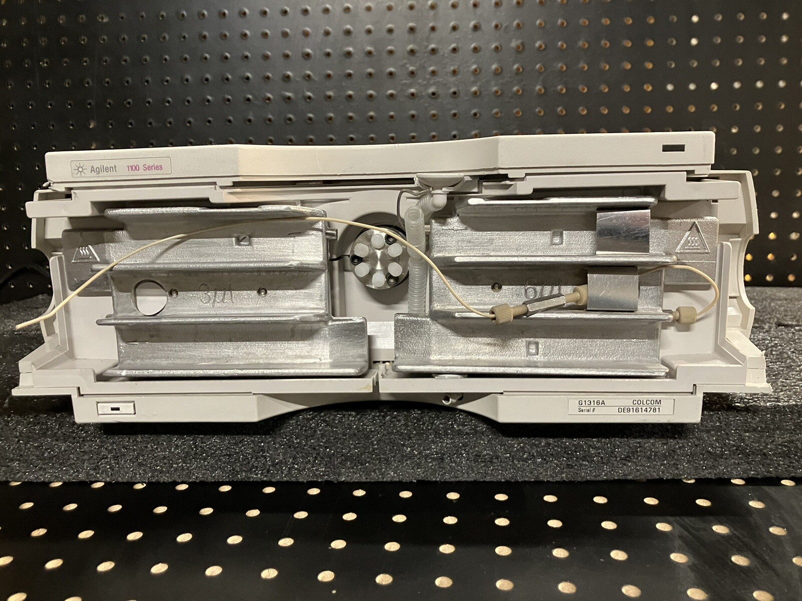 AGILENT HPLC 1100 SERIES G1316A COLCOM COLUMN COMPARTMENT 3UL / 6UL T4-WH