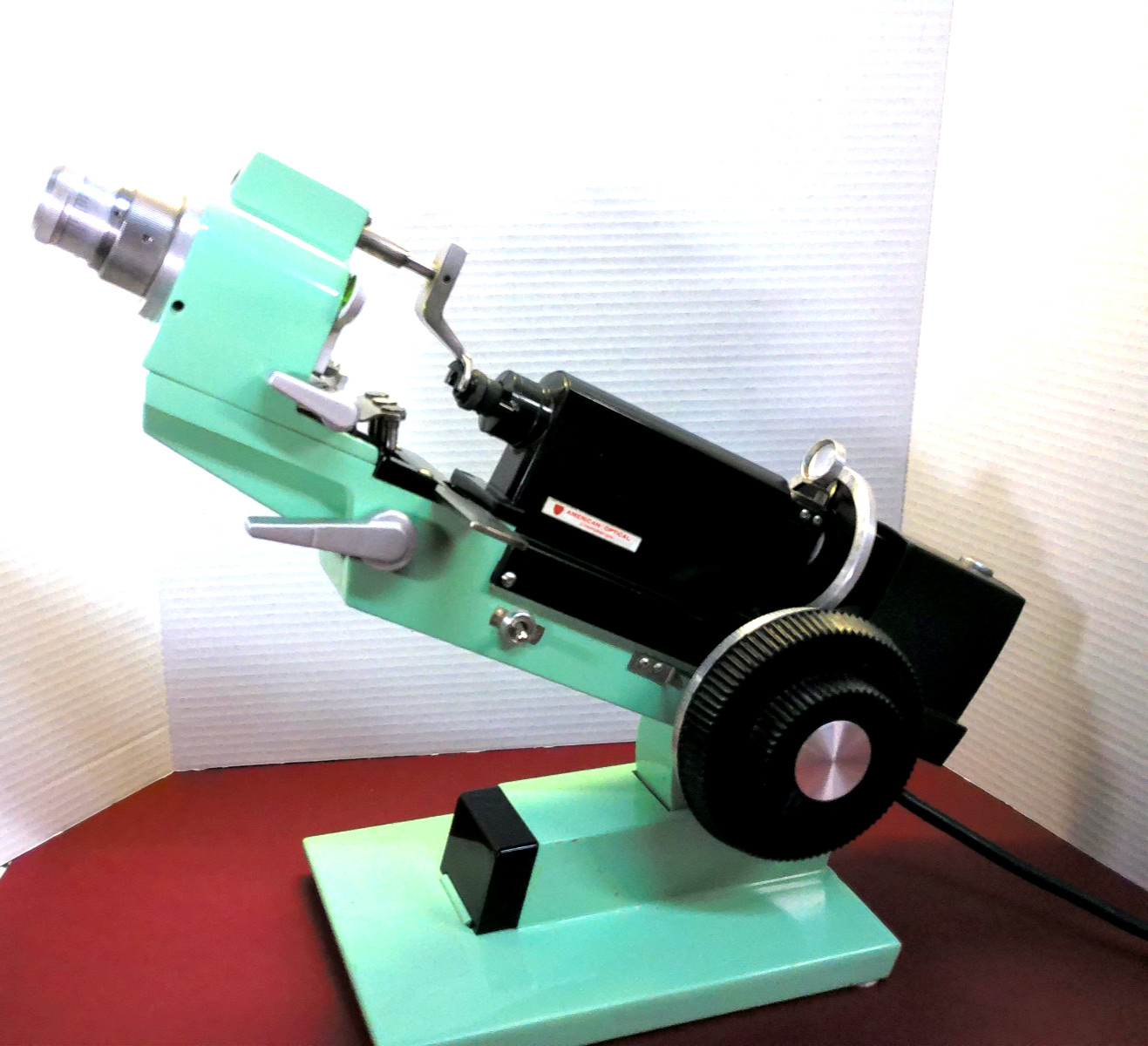 American Optical Lensometer Model # 12603, 5.0 prism lens included, Lensmeter