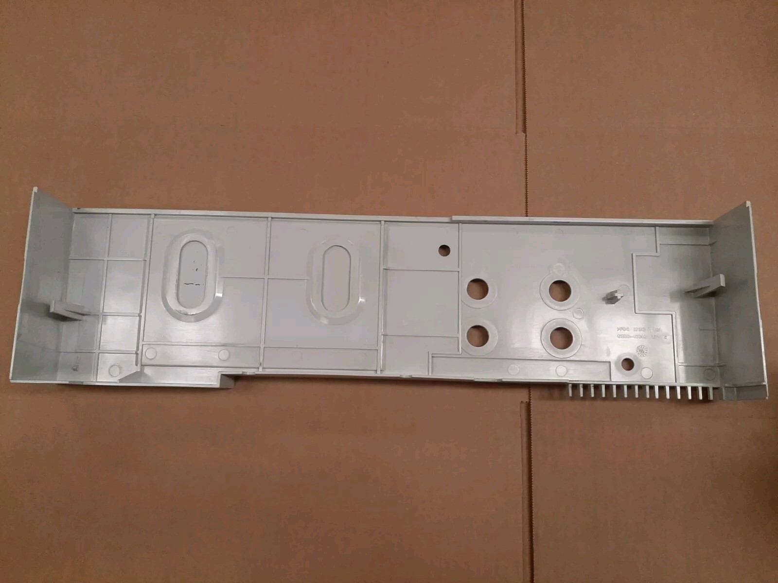 Agilent HP 6890 G1530A GC Gas Chromatograph Left Side cover G1530-40050