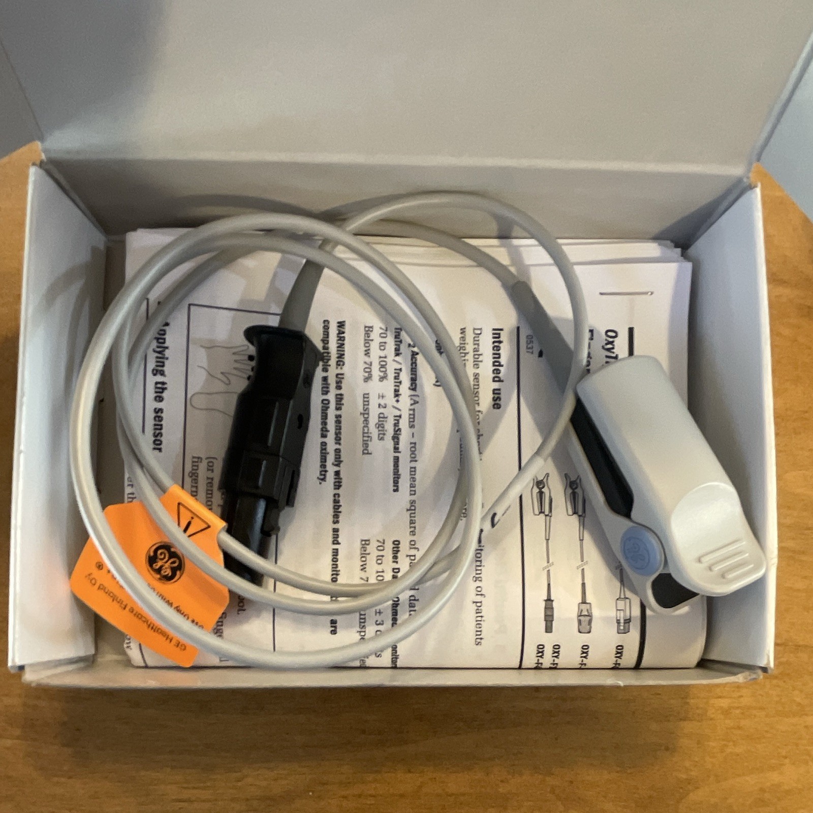 GE Healthcare Ohmeda TuffSat Handheld Pulse Oximeter w/ Adult Finger Probe