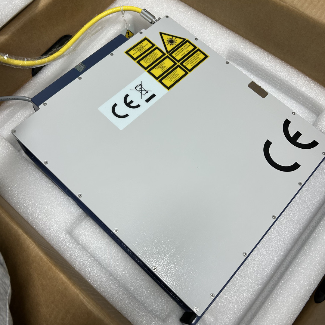 1PCS Raycus RFL-C020H-CE Fiber Laser Source 1500W for Laser Welding Machine
