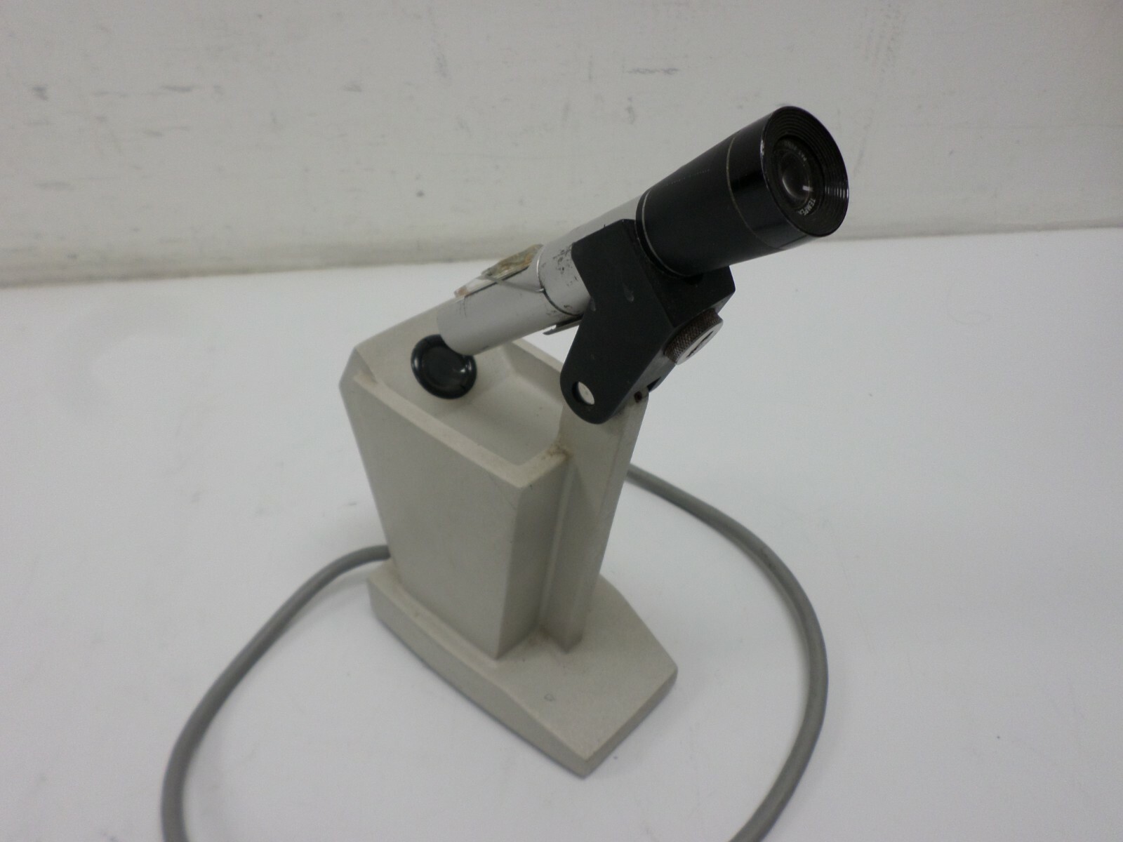 AO American Optical Reichert 10406 Refractometer Table Stand