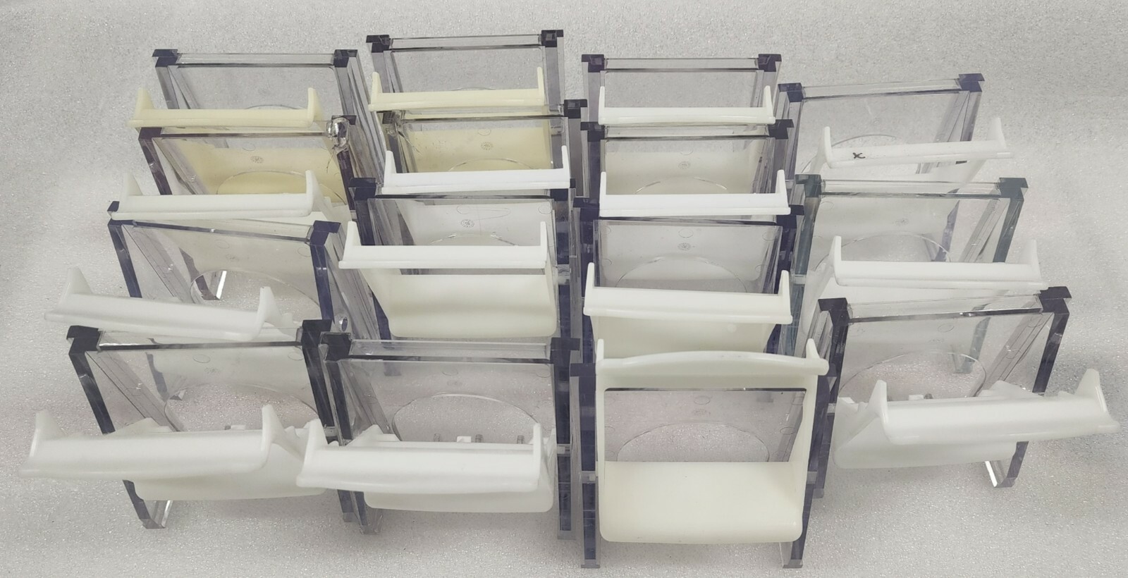 Xcell Surelock Tension Wedge for Electrophoresis Cell / SOLD PER 1 EACH