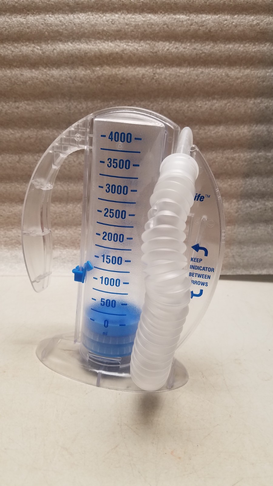 AirLife Volumetric Incentive Spirometer with One-Way Valve – 4000ml (D)