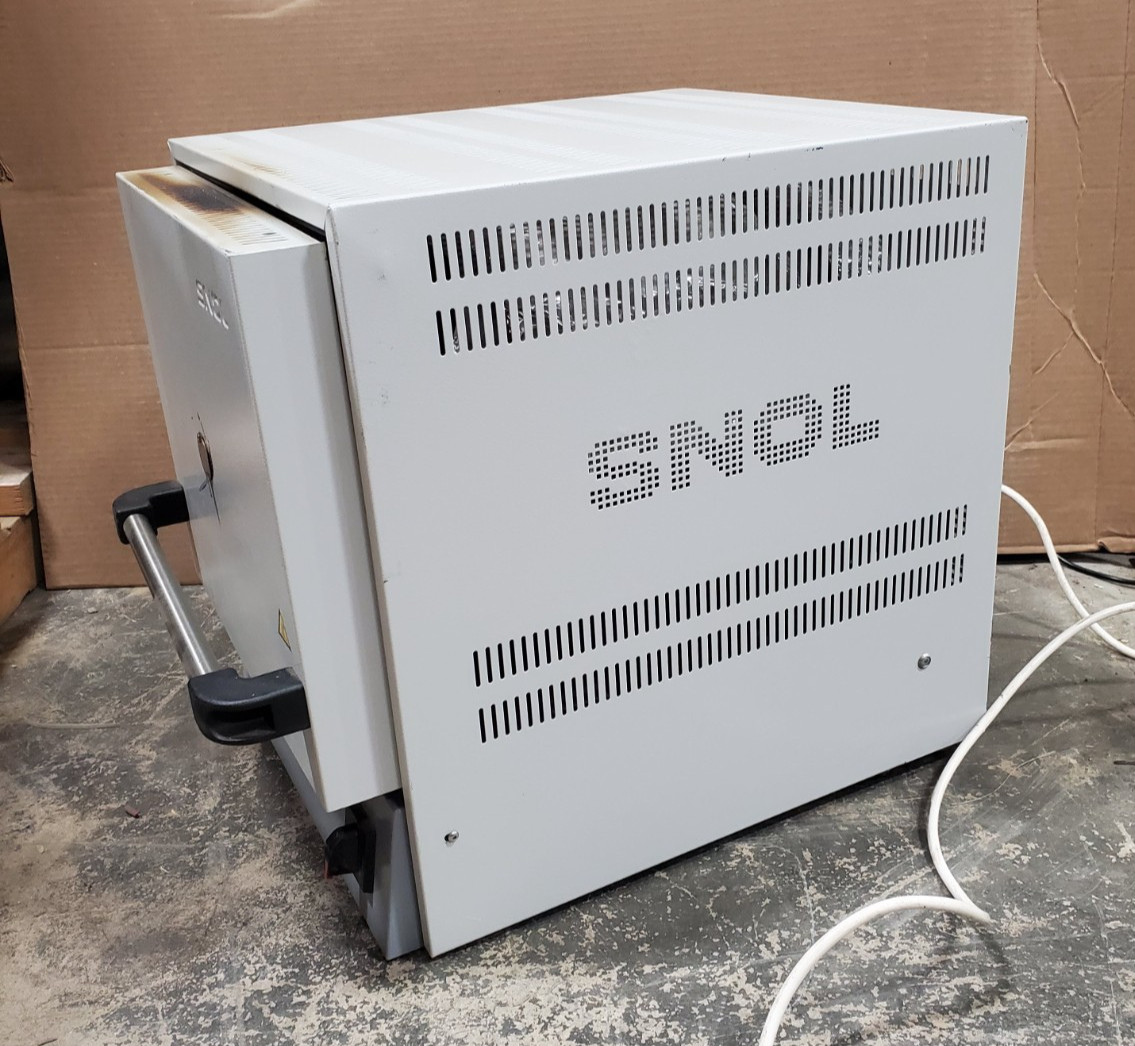 SNOL 8.2/1100 Muffle Electric Lab Furnace 8.2 L Ceramic/Stoneware 120V 1.8KW