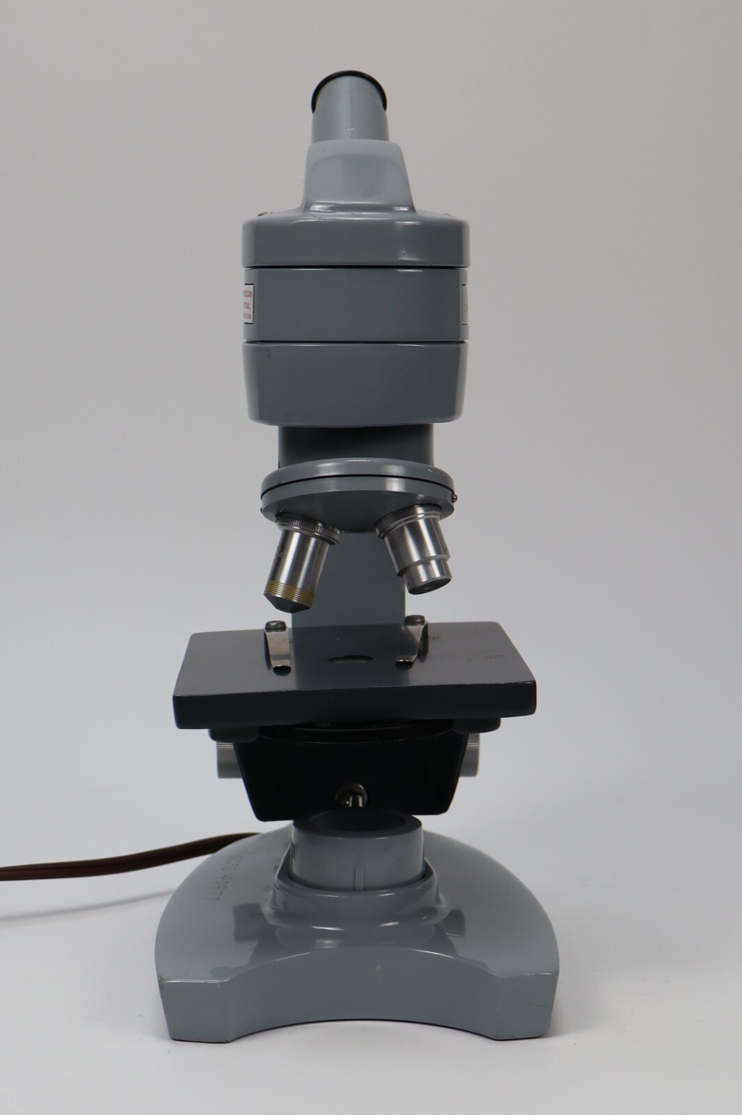 VINTAGE American Optical Series 60 Microscope, Two Objectives, w/Light – TESTED