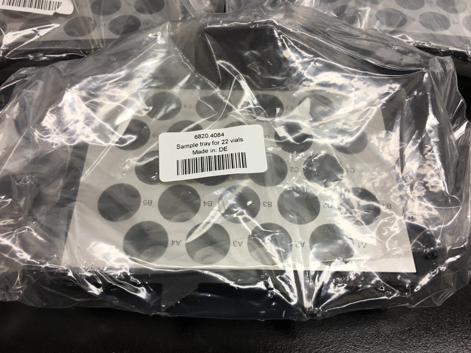 Thermo Fisher PN 6820.4084 Sample Rack 22 vials 4 mL Cylindrical Autosampler Lot