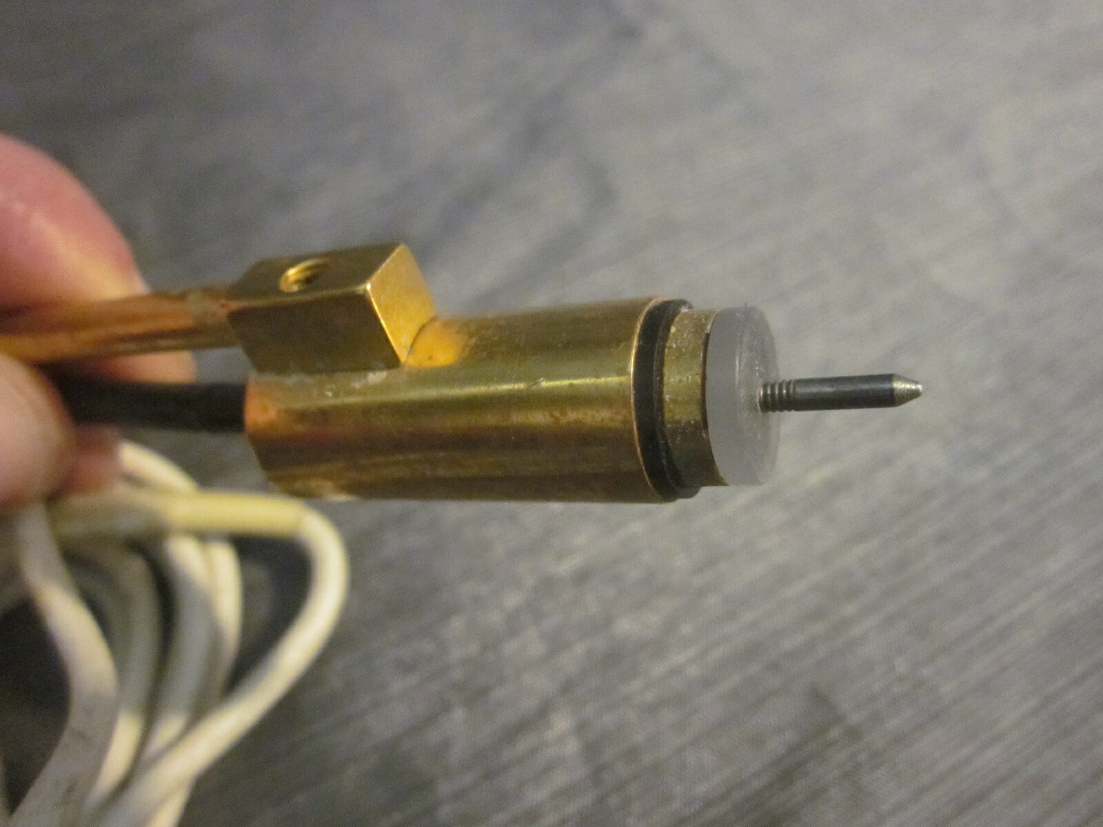 Custom Laboratory Probe with 7 Pin DIN Connector