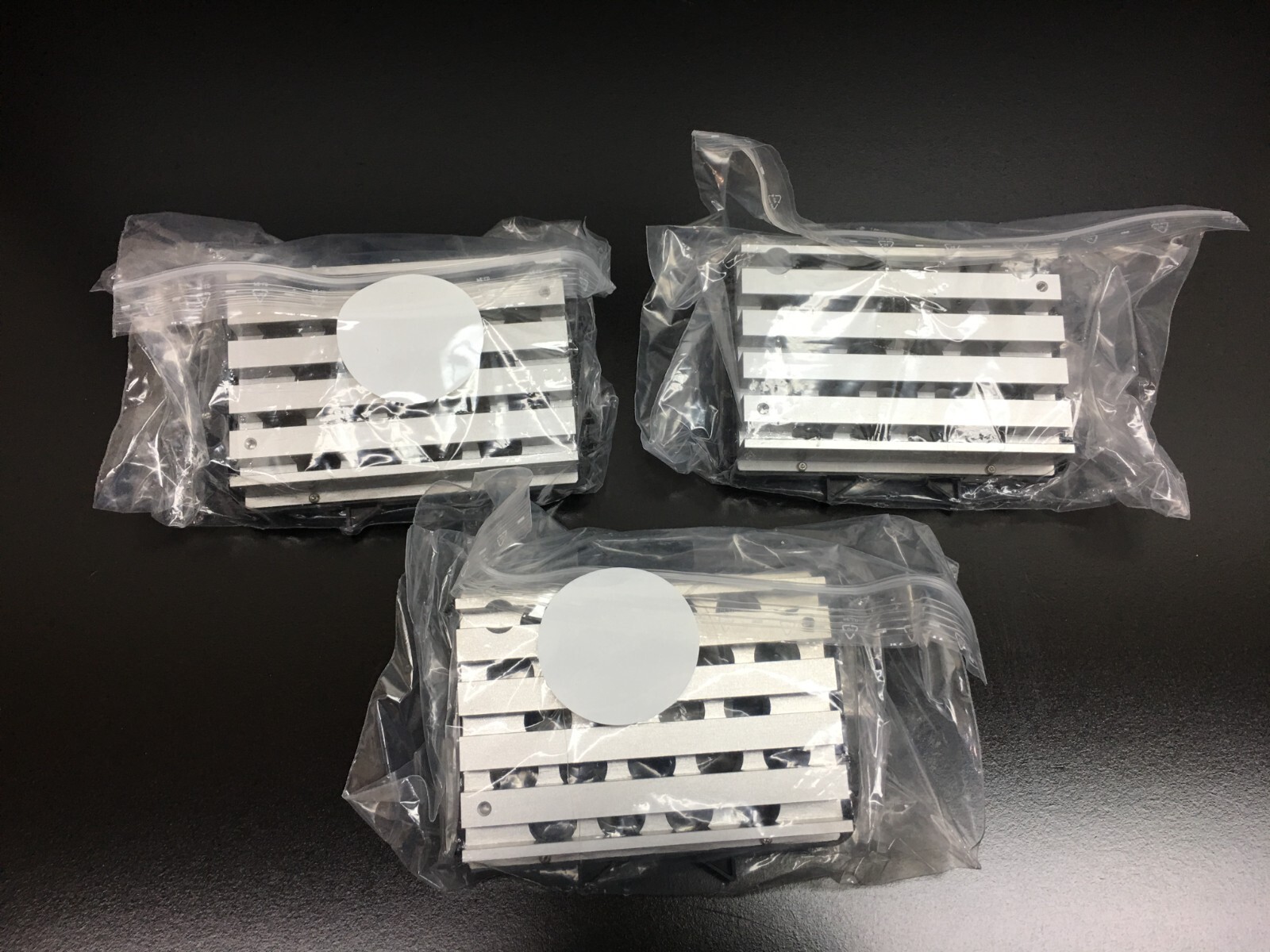 Thermo Fisher PN 6820.4084 Sample Rack 22 vials 4 mL Cylindrical Autosampler Lot