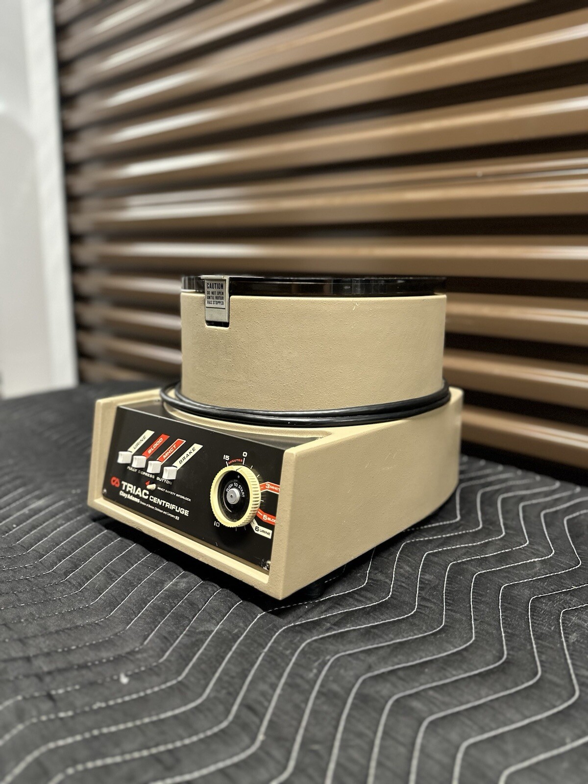 Clay Adam’s 0200 Triac MHCT Centrifuge