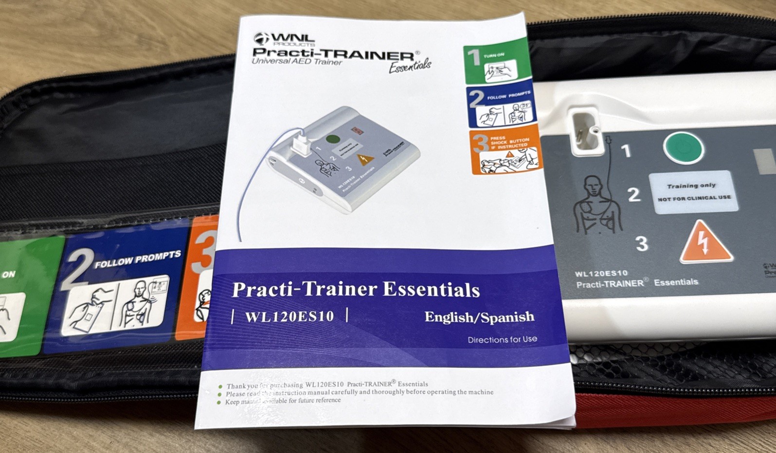 WNL Practi-Trainer Universal AED Trainer With Case WL120 ES10 CPR Heart
