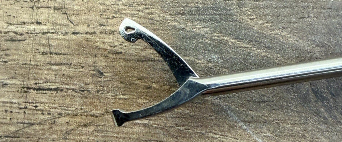 Acufex 7207035 Straight Suture Punch